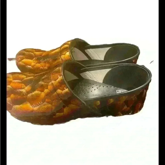 Dansko Tigers Eye Snake Gold & Bronze Patent Leather Professional Clogs EU 39 - Picture 4 of 5